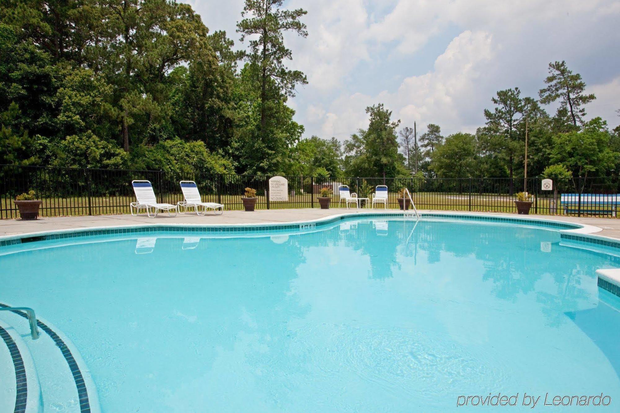 Holiday Inn Express Hotel And Suites Houston Kingwood Удобства фото